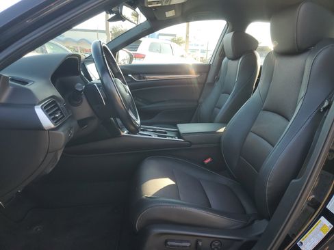 Used 2020 Honda Accord Sport image 12