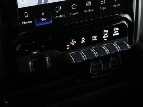 Used 2022 RAM 1500 Limited AWD/4WD image 14
