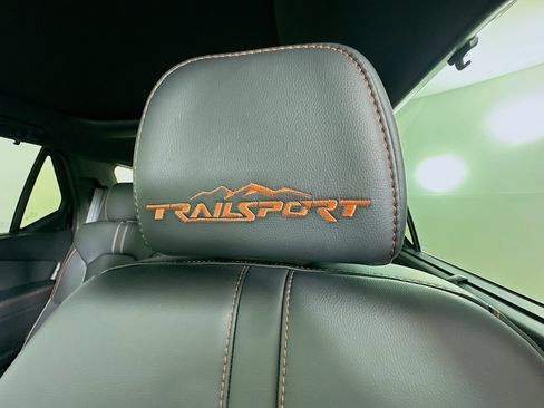 Used 2024 Honda Pilot TrailSport image 38