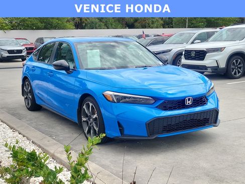 Used 2025 Honda Civic Sport Touring image 1