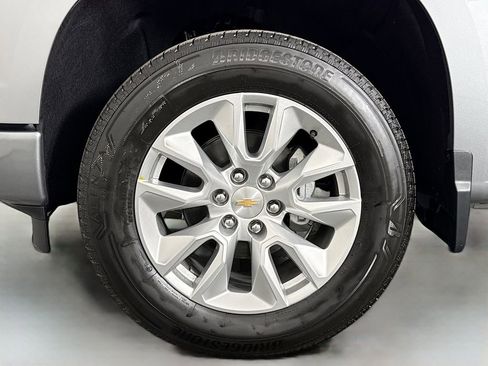 New 2026 Chevrolet Silverado 1500 Custom AWD/4WD image 28