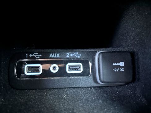 Used 2020 Jeep Grand Cherokee High Altitude AWD/4WD image 31