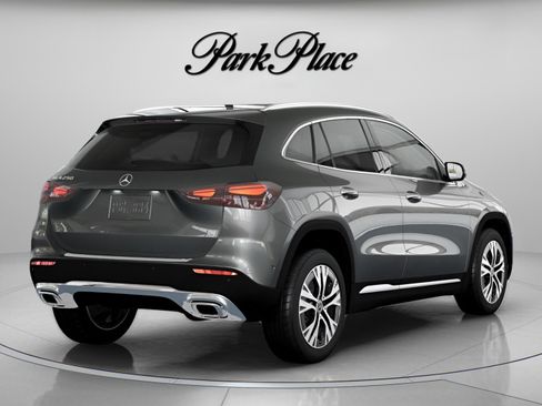 Used 2026 Mercedes-Benz GLA 250 4MATIC image 19