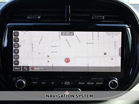 Used 2023 Kia Soul GT-Line w/ GT-Line Technology Package image 2