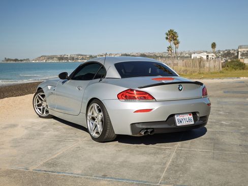 Used 2013 BMW Z4 sDrive28i RWD image 7