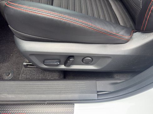 Used 2025 Nissan Rogue SV w/ Rock Creek Premium Package AWD/4WD image 15