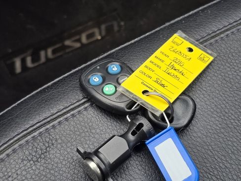 Used 2010 Hyundai Tucson GLS w/ Popular Equipment Pkg 2 image 31