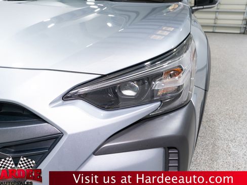 Used 2024 Subaru Outback Premium image 8