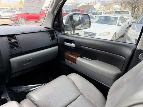 Used 2012 Toyota Tundra Limited w/ Memory Pkg image 19