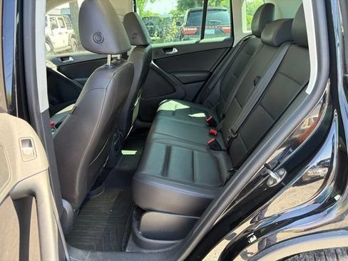 Used 2017 Volkswagen Tiguan Wolfsburg Edition FWD image 15