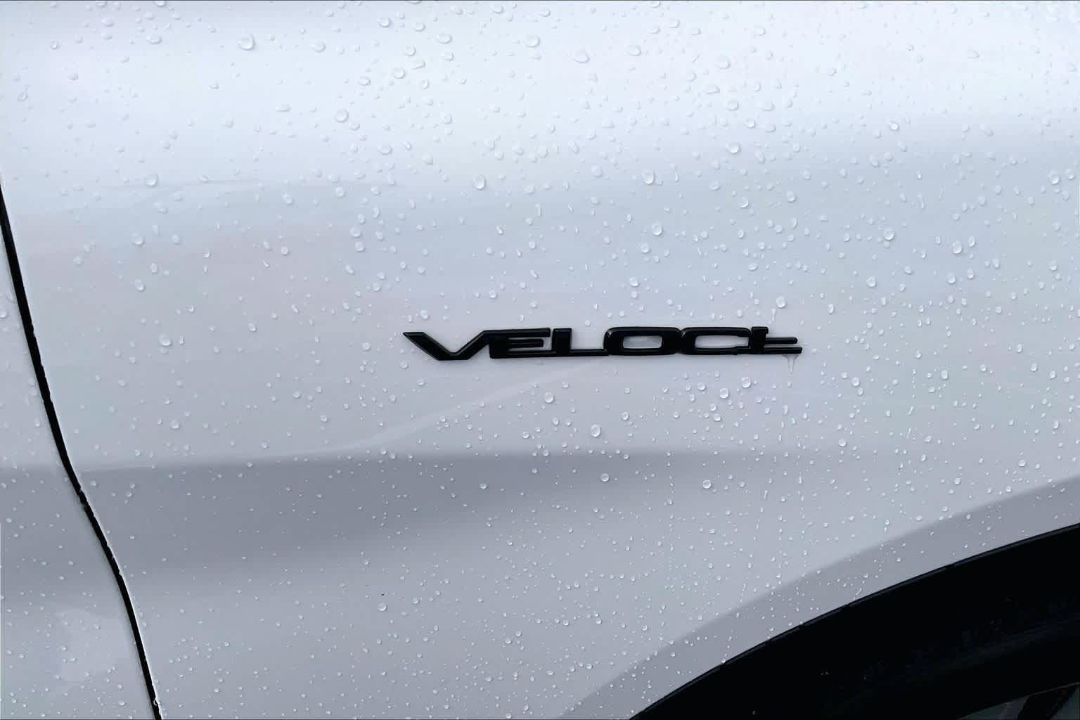 Used 2018 Alfa Romeo Stelvio AWD w/ Cold Weather Package image 10