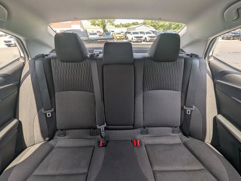 Used 2025 Toyota Camry LE FWD image 30