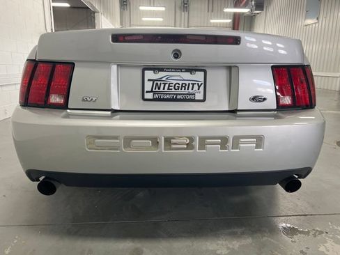 Used 2004 Ford Mustang Cobra RWD image 7