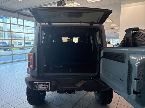 Used 2022 Ford Bronco Outer Banks AWD/4WD image 14