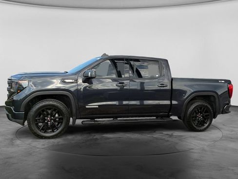 Used 2024 GMC Sierra 1500 Elevation w/ Elevation Premium Package AWD/4WD image 5
