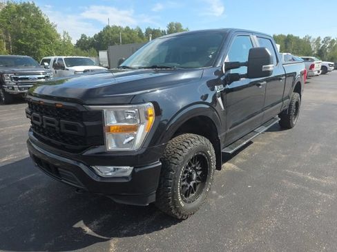 Used 2022 Ford F150 XLT w/ Trailer Tow Package AWD/4WD image 8