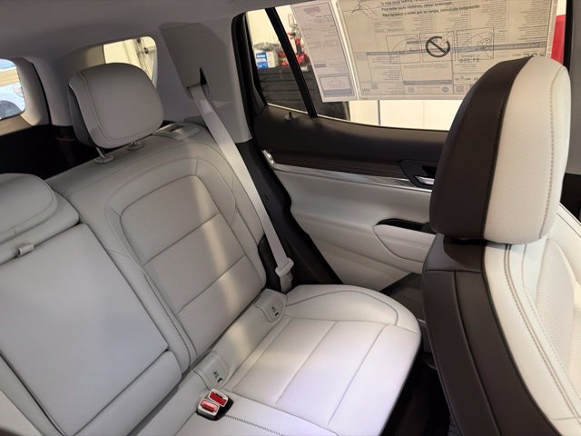 New 2027 GMC Terrain Denali w/ LPO, Floor Liner Package AWD/4WD image 33