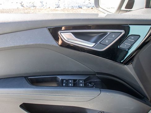 Used 2022 Audi Q4 e-tron Premium Plus image 20