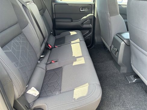 New 2026 Nissan Frontier SV w/ SV Convenience Package image 11