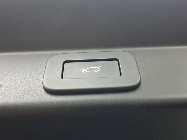 Used 2023 Land Rover Range Rover Sport SE AWD/4WD image 30