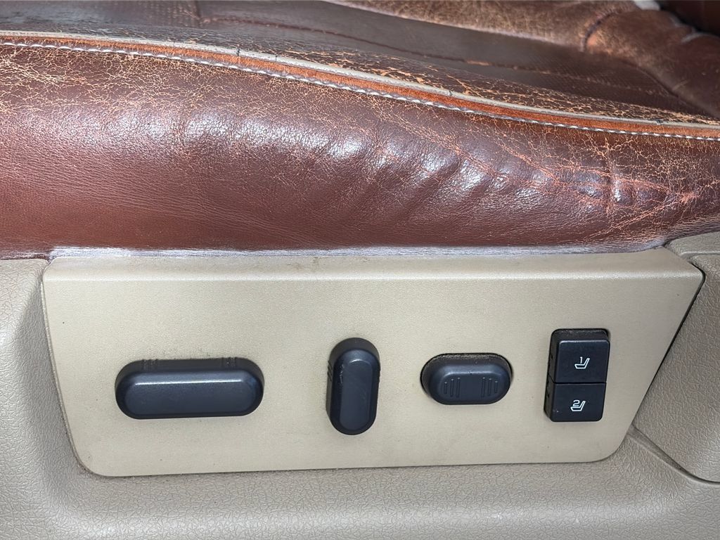 Used 2010 Ford F150 King Ranch AWD/4WD image 26