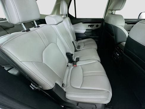 Used 2024 Honda Pilot EX-L image 25