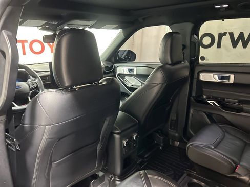 Used 2021 Ford Explorer ST w/ Equipment Group 401A image 25