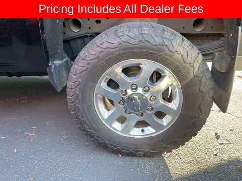 Used 2015 Chevrolet Silverado 2500 LT w/ LT Convenience Package AWD/4WD image 4