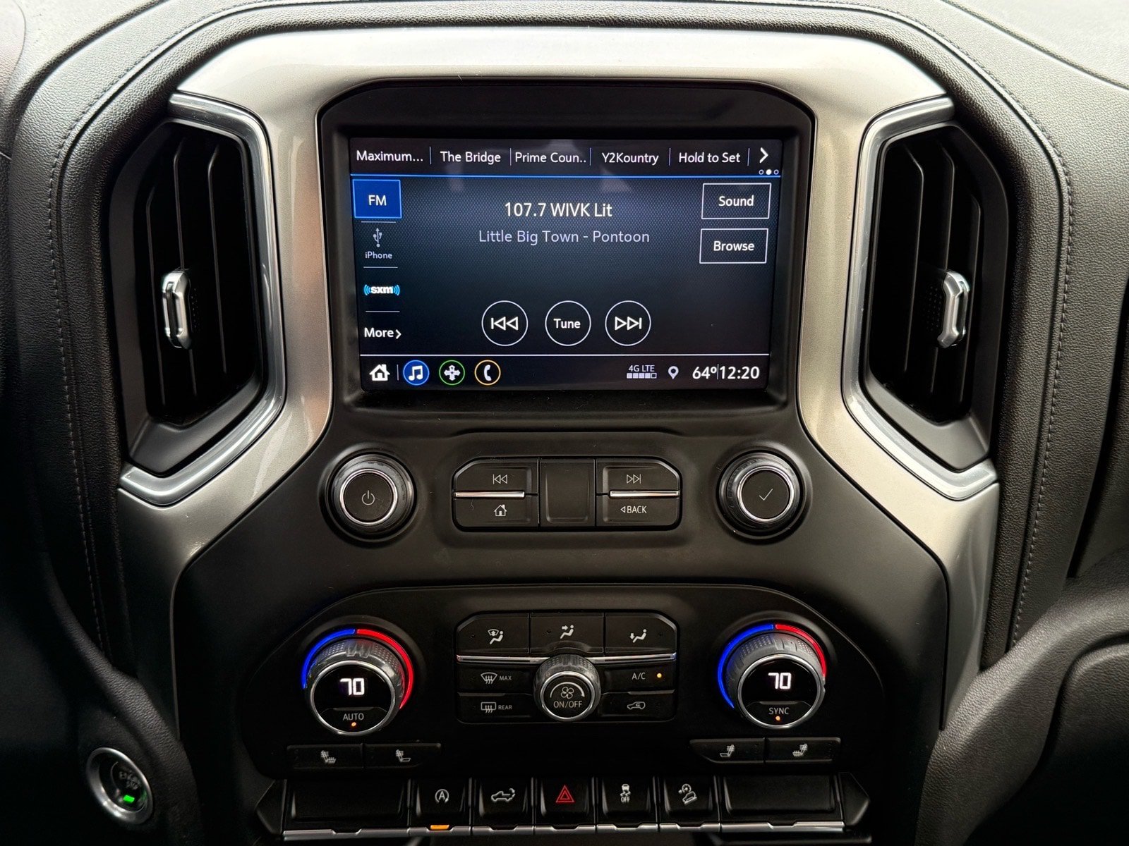 Used 2021 Chevrolet Silverado 1500 RST AWD/4WD image 18