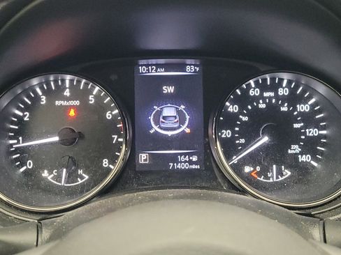 Used 2018 Nissan Rogue Sport SV w/ SV Technology Package AWD/4WD image 23