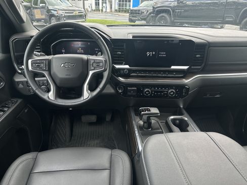 Used 2024 Chevrolet Silverado 1500 RST AWD/4WD image 21