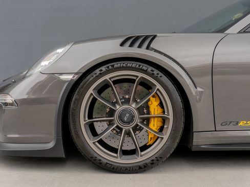 Used 2016 Porsche 911 GT3 RS RWD image 16