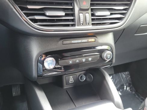 Certified 2025 Ford Escape ST-Line w/ Tech Pack #1 FWD image 24