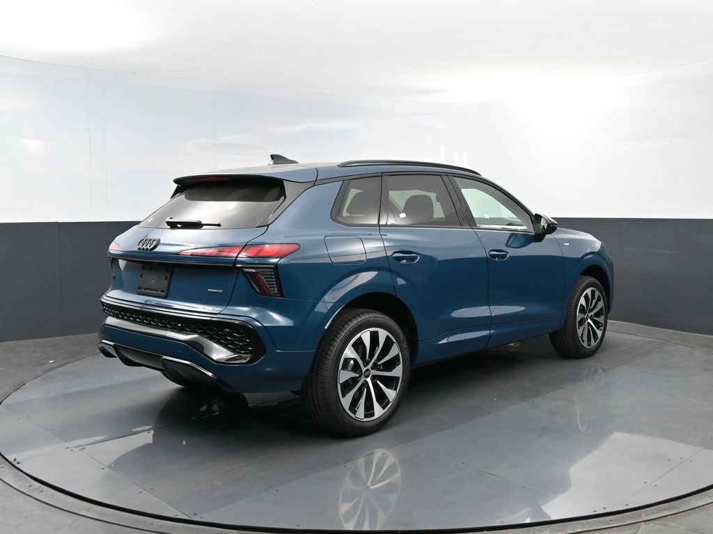 New 2026 Audi Q3 quattro 2.0T AWD/4WD image 23