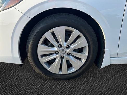 Used 2024 Nissan Sentra S FWD image 11