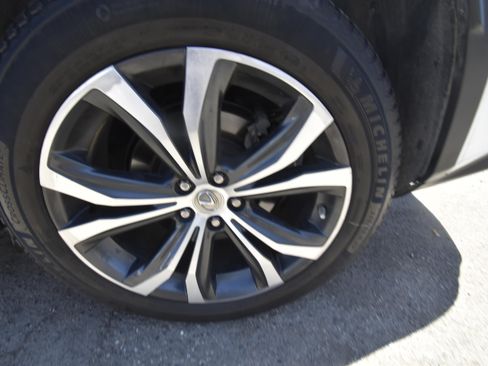 Used 2016 Lexus RX 450h AWD w/ Cold Weather Package image 21