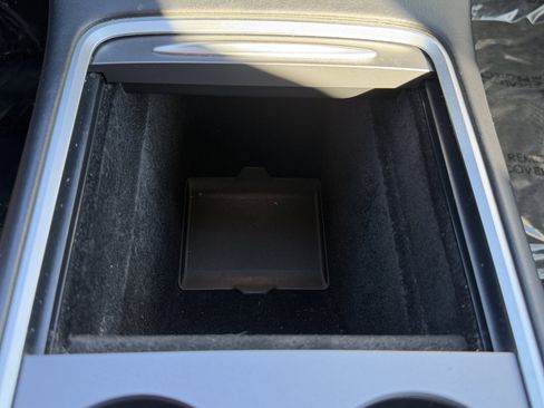 Used 2022 Tesla Model 3 Standard Range image 58