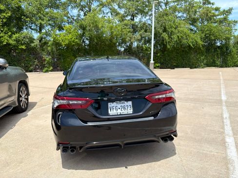 Used 2024 Toyota Camry XSE FWD image 11