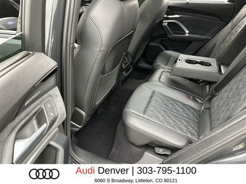 Used 2025 Audi SQ5 Prestige AWD/4WD image 23