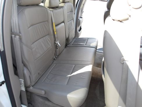 Used 2005 Toyota Tundra Limited image 12