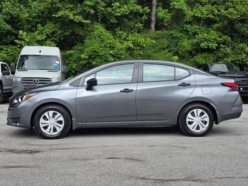 Used 2024 Nissan Versa S w/ Trunk Package FWD image 4