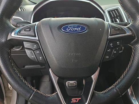 Used 2019 Ford Edge ST w/ Convenience Package image 31