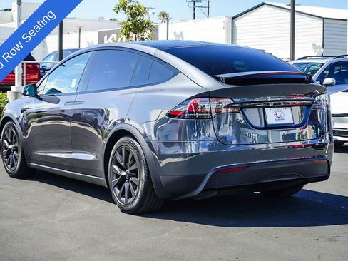 Used 2023 Tesla Model X image 7