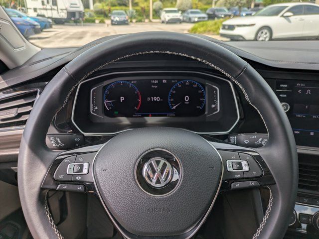 Used 2021 Volkswagen Jetta SEL FWD image 26