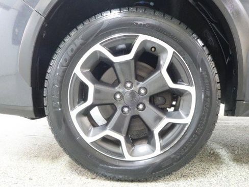 Used 2013 Subaru Crosstrek 2.0i Premium AWD/4WD image 19