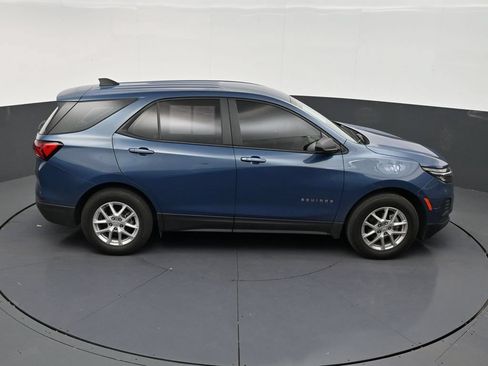 Used 2024 Chevrolet Equinox LS FWD image 16