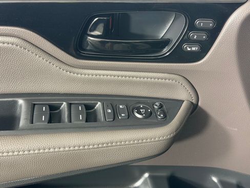 Used 2019 Honda Odyssey Elite image 14