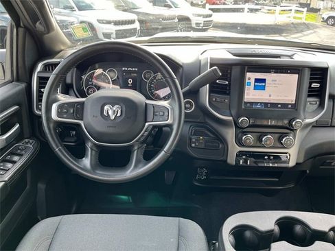 Used 2024 RAM 3500 Big Horn image 14