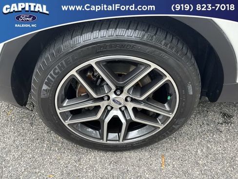 Used 2016 Ford Explorer Sport AWD/4WD image 13