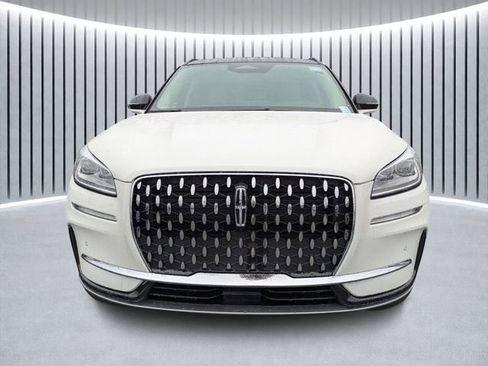 New 2026 Lincoln Corsair Reserve image 7